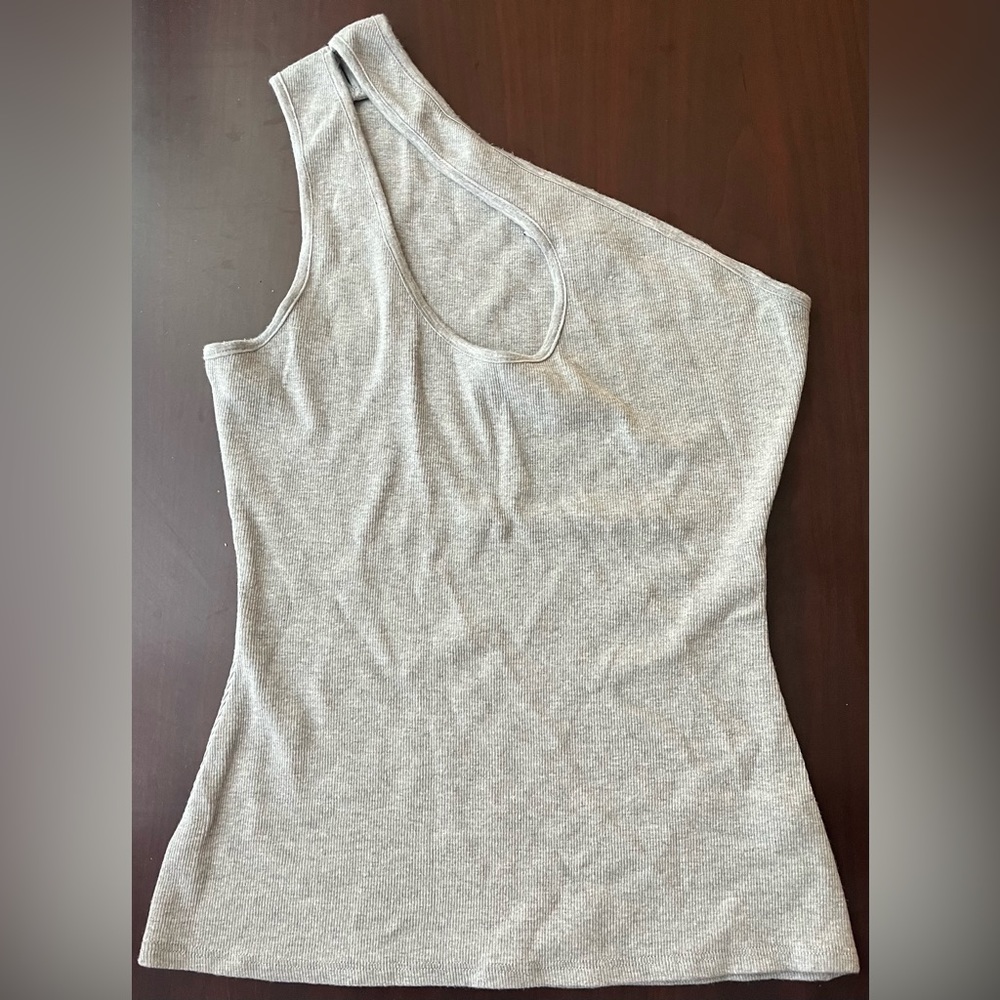 Bailey 44, Grey Tank, Size Small